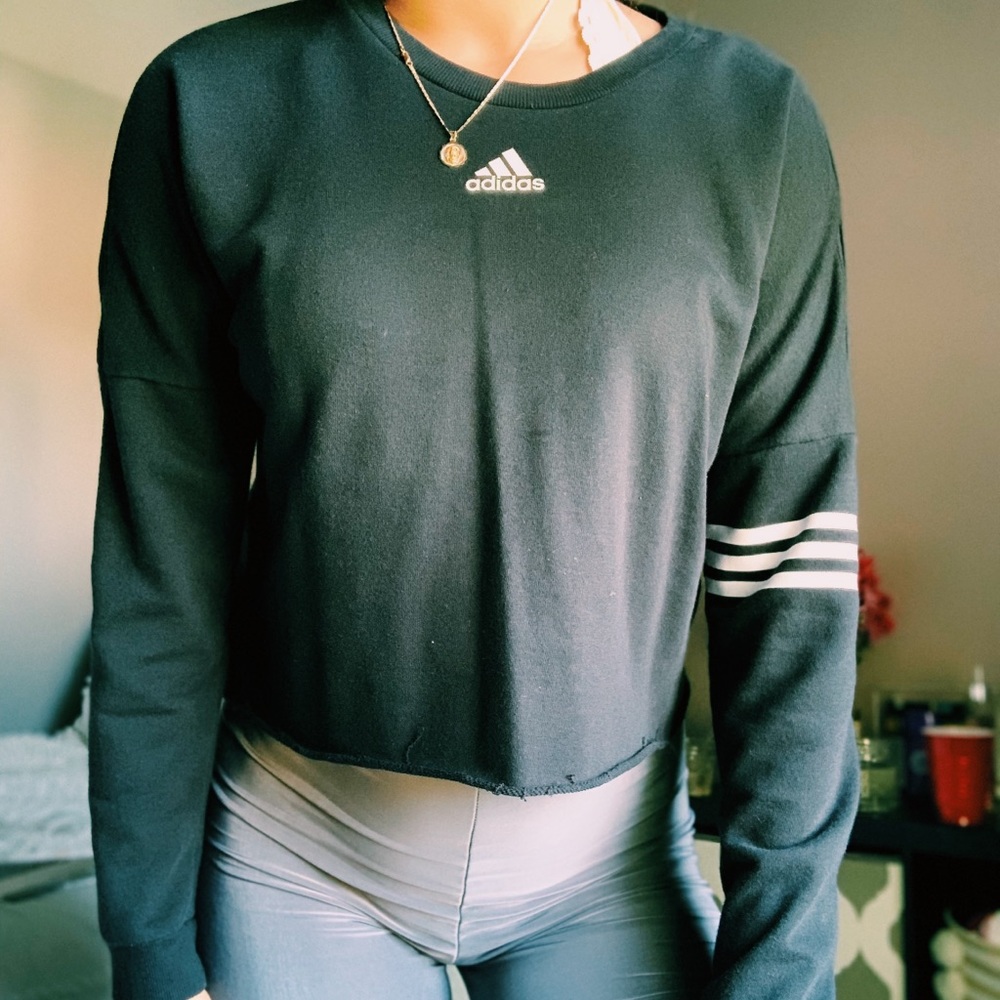 Cropped adidas long sleeve